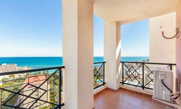 Resale - Apartment - Torrevieja - Playa de los locos