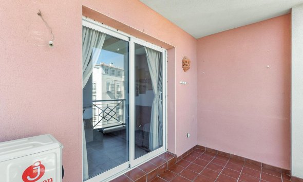 Resale - Apartment - Torrevieja - Playa de los locos