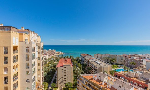 Resale - Apartment - Torrevieja - Playa de los locos