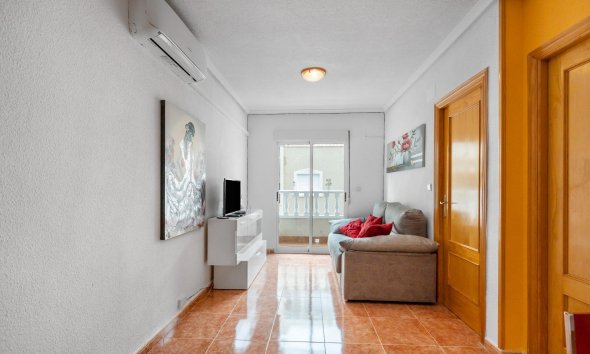 Resale - Apartment - Torrevieja - Centro - Muelle Pesquero