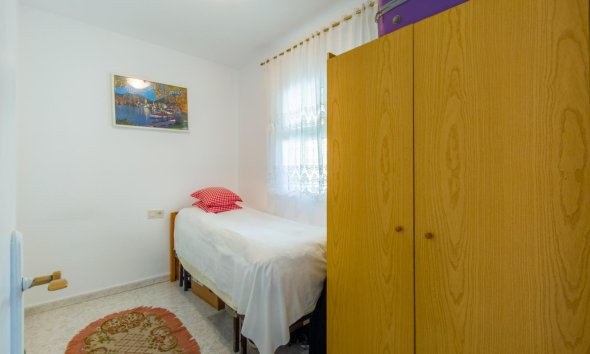 Resale - Apartment - Torrevieja - Estacion de autobuses