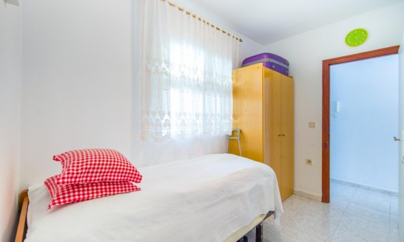 Resale - Apartment - Torrevieja - Estacion de autobuses