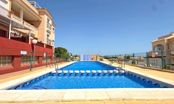 Resale - Terraced house / Townhouse - Orihuela Costa - La Florida