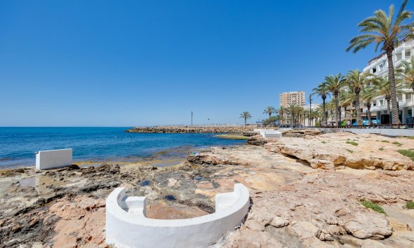 Resale - Apartment - Torrevieja - Playa de Los Locos-Curva del Palangre