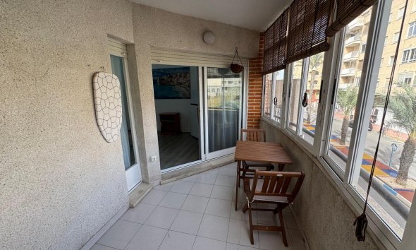Resale - Apartment - Torrevieja - Playa de Los Locos-Curva del Palangre