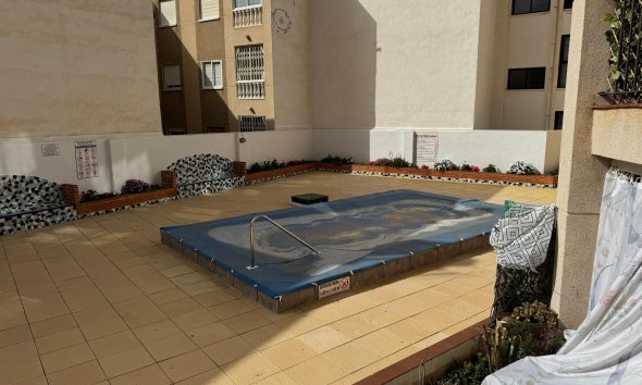 Resale - Apartment - Torrevieja - Playa de Los Locos-Curva del Palangre