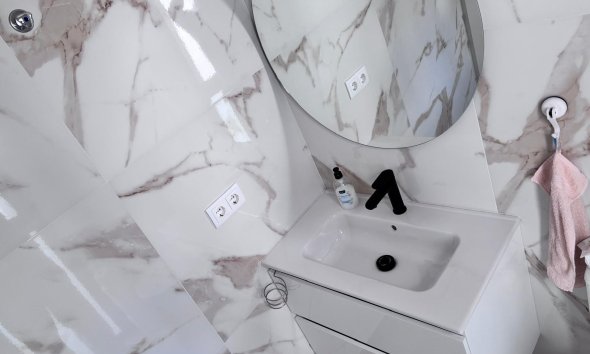 Resale - Villa - Los Montesinos - La Herada