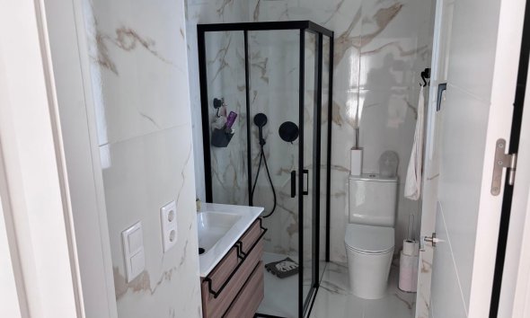 Resale - Villa - Los Montesinos - La Herada