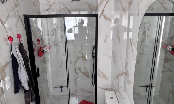 Resale - Villa - Los Montesinos - La Herada