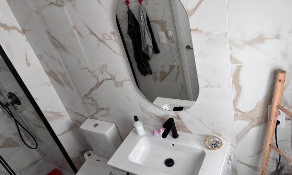 Resale - Villa - Los Montesinos - La Herada