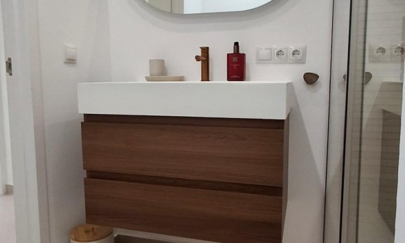 Resale - Apartment - Torrevieja - Acequion