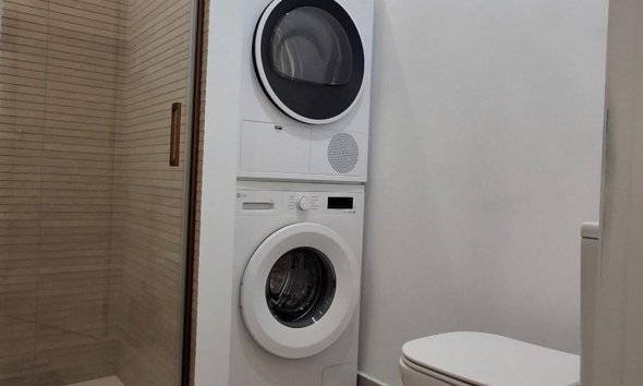 Resale - Apartment - Torrevieja - Acequion