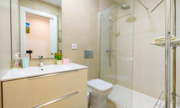 Resale - Apartment - Torrevieja - Estacion de autobuses