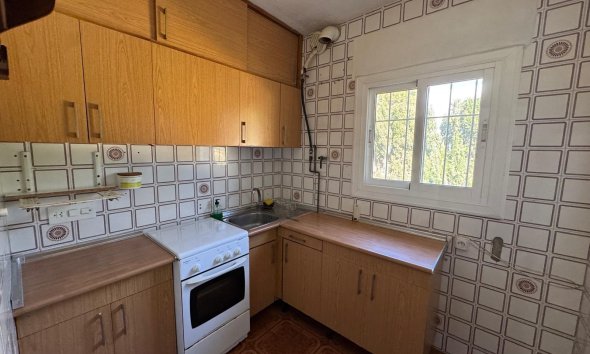 Resale - Villa - Torrevieja - Los balcones