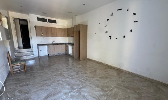 Resale - Villa - Torrevieja - Los balcones