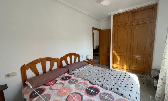 Resale - Apartment - Torrevieja - Cabo cervera