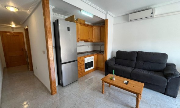 Resale - Apartment - Torrevieja - Cabo cervera