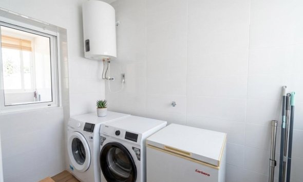 Resale - Apartment - Torrevieja - Centro