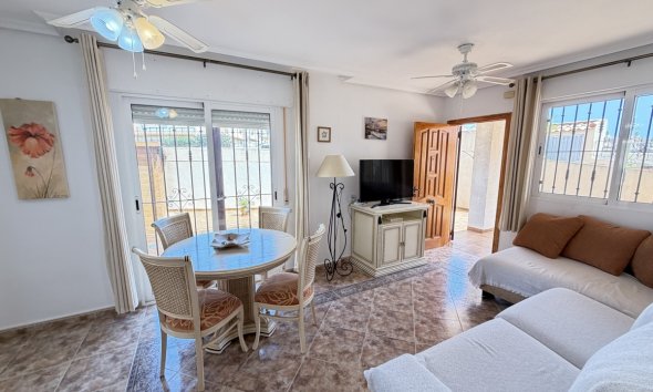 Resale - Apartment - Orihuela Costa - La Zenia