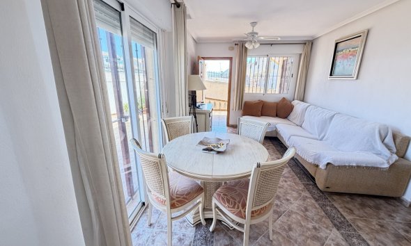 Resale - Apartment - Orihuela Costa - La Zenia