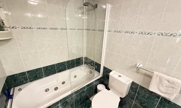 Resale - Apartment - Orihuela Costa - La Zenia