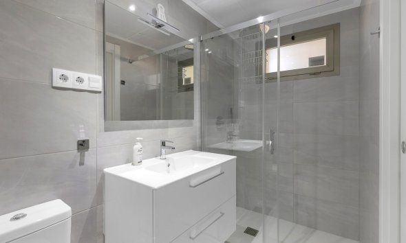 Resale - Apartment - Orihuela Costa - Villamartín