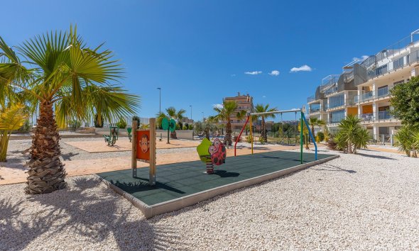 Resale - Apartment - Orihuela Costa - Villamartín