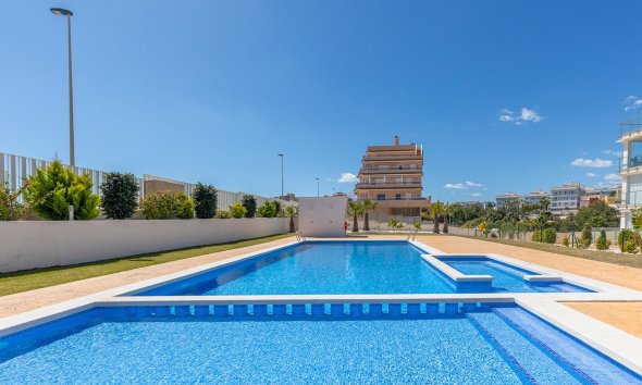 Resale - Apartment - Orihuela Costa - Villamartín