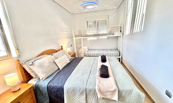 Resale - Apartment - Orihuela Costa - Villamartin