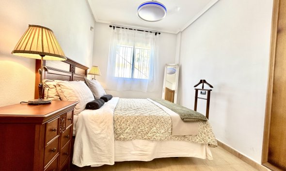 Resale - Apartment - Orihuela Costa - Villamartin