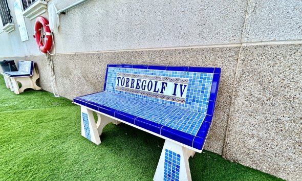 Resale - Apartment - Orihuela Costa - Villamartin