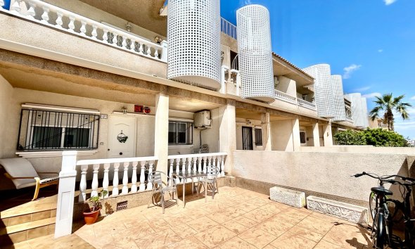 Resale - Apartment - Orihuela Costa - Villamartin