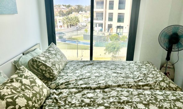 Resale - Apartment - Orihuela Costa - Villamartin