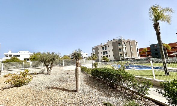 Resale - Apartment - Orihuela Costa - Villamartin