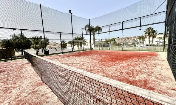 Resale - Apartment - Orihuela Costa - Villamartin