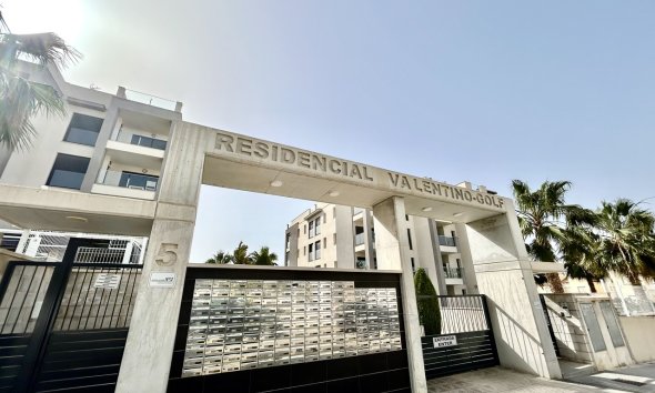 Resale - Apartment - Orihuela Costa - Villamartin