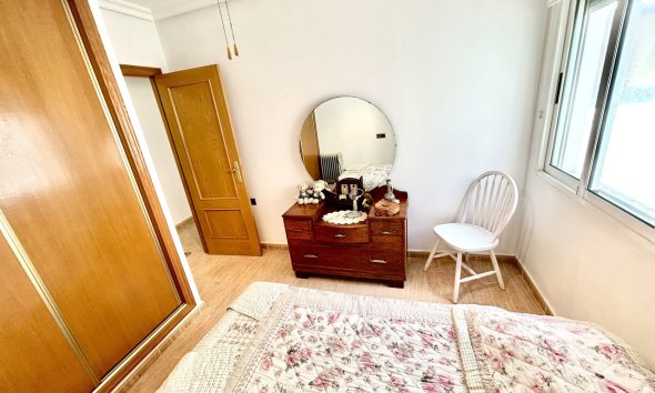 Resale - Apartment - Almoradí