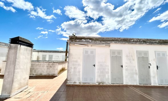 Resale - Apartment - Almoradí