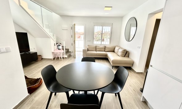 Resale - Villa - Orihuela Costa - Villamartin