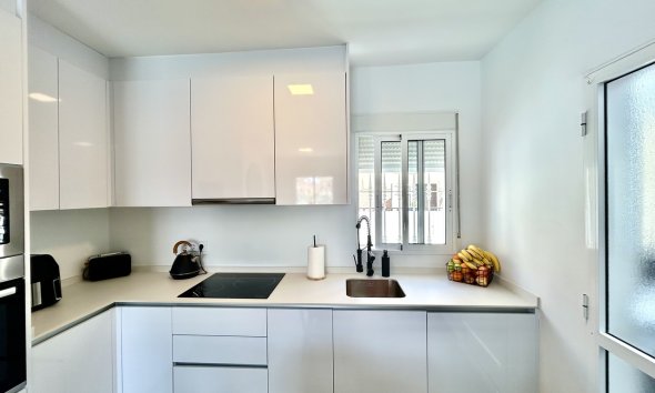 Resale - Villa - Orihuela Costa - Villamartin