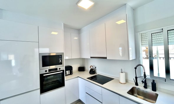 Resale - Villa - Orihuela Costa - Villamartin