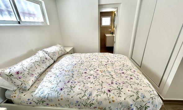 Resale - Villa - Orihuela Costa - Villamartin