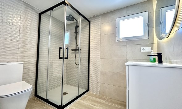 Resale - Villa - Orihuela Costa - Villamartin