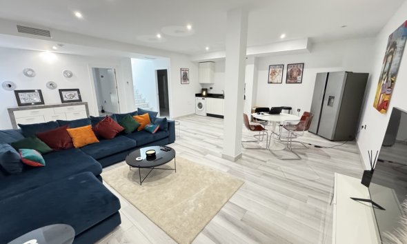 Resale - Villa - Orihuela Costa - Lomas de Cabo Roig