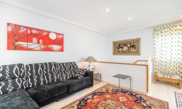 Resale - Terraced house / Townhouse - Guardamar del Segura - El moncayo