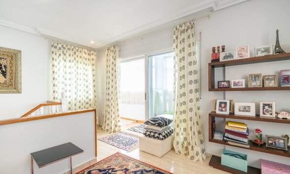 Resale - Terraced house / Townhouse - Guardamar del Segura - El moncayo