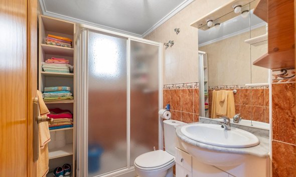 Resale - Apartment - Torrevieja - Estacion de autobuses