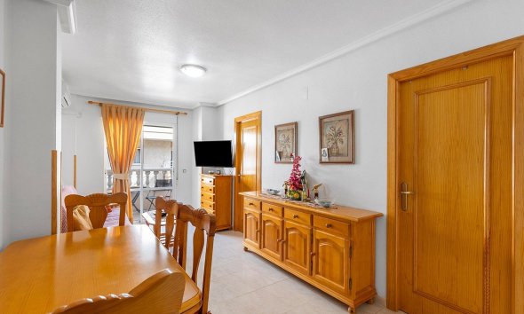 Resale - Apartment - Torrevieja - Estacion de autobuses