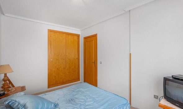 Resale - Apartment - Torrevieja - Estacion de autobuses