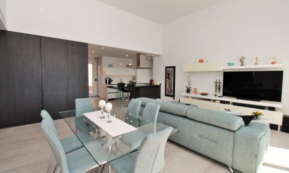 Resale - Villa - Algorfa - La Finca Golf